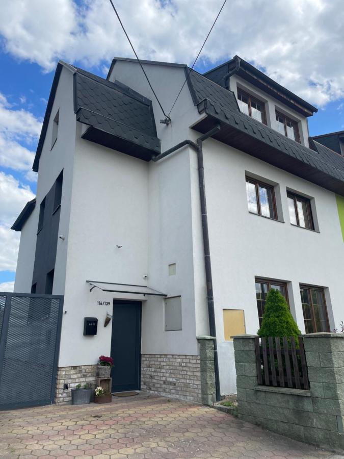 Apartment Dubnica Prejta 3 Dubnica nad Váhom エクステリア 写真