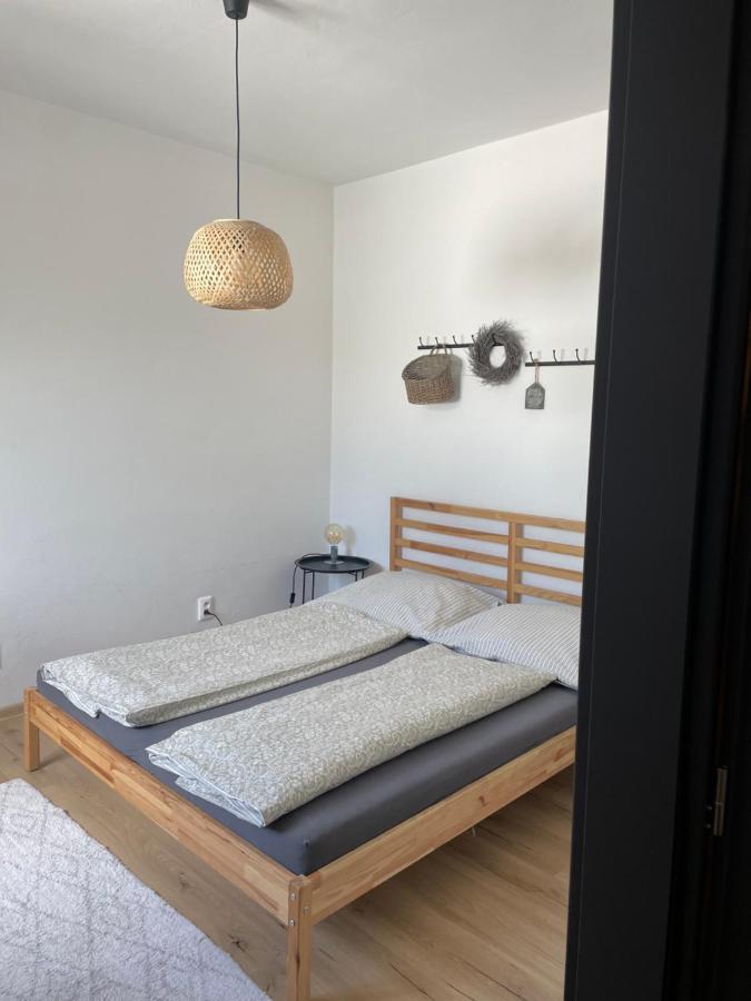 Apartment Dubnica Prejta 3 Dubnica nad Váhom エクステリア 写真